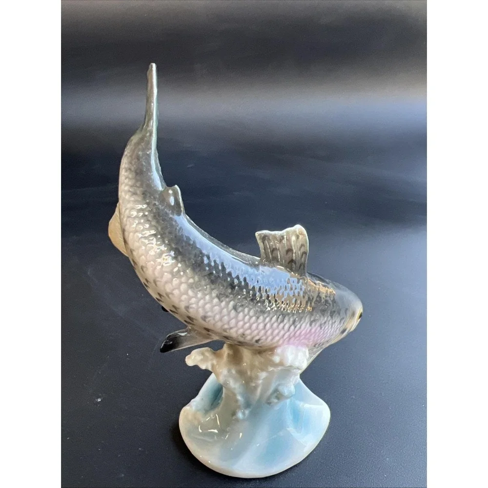 W. GERMANY GOEBEL TROUT FISH PORCELAIN FIGURINE CS 210 - TMK 6 - 1966 - 5 3/8